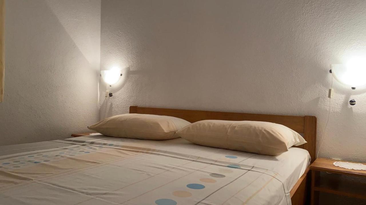 The Ana Apartments Komiza Exterior photo